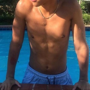 Xtudr - MasterBD: Young dominant man, bastard looking for submissives with a taste for dog training, humiliation, domination. I like to subd...