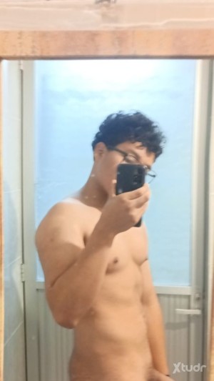 Xtudr - Evancito: Quiero mamar una verga, voy a tu casa 🥺