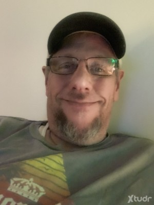 Xtudr - Kevdong: Peeps that are into jacking off to porno’s, edging, BJ’s, PnP , Big Tits/Hairy, giving/Receiving, Big dicks, Oral Top here ...