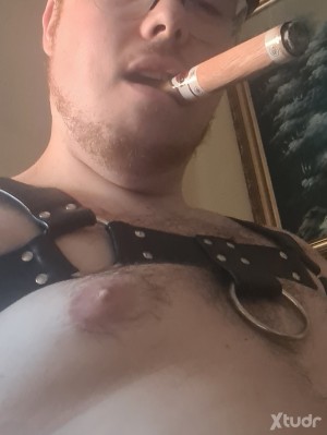 Xtudr - Smokeadictt: Hello! I have a partner but he doesn't participate (in principle)
I'm looking for people to have a cool session with. T...