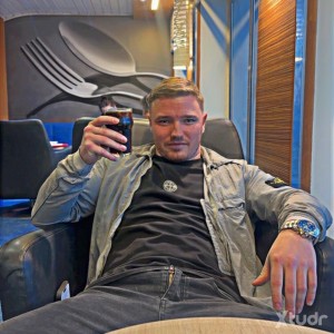 Xtudr - Dan38nwales: Bi cur 38 n wales