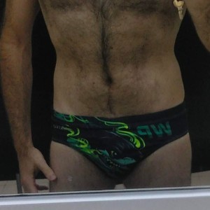 Xtudr - Asusbcn: Obedient submissive from Barcelona looking for a Master to serve.