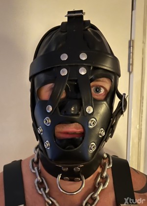 Xtudr - PigrubberFF: Looking for ffun with muscle dominant top guys to push my limits and enhance boundaries. Looking for my leather Master ...