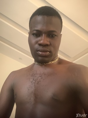 Xtudr - Maitreblack: Maitreblack is looking for a submissive slave for long term.