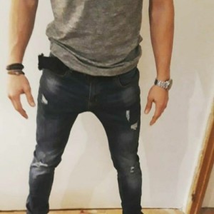 Xtudr - Pablovilla: Dominant male HETERO!!!!!
-I love trampling, and foot fetishism, spitting, humiliation, facesitting etc....
-Everything ...