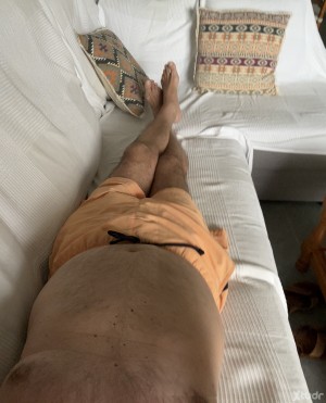 Xtudr - Icato: Soy activo y me gustan los hombres sumisos y me pone más si también se sienten esclavos.