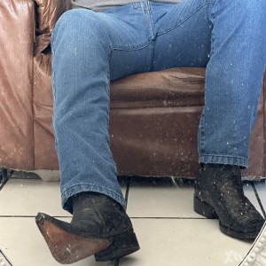 Xtudr - slave25: 
== Results from bdsmtest.org == 
100% Degradee 
100% Brat 
97% Submissive 
95% Voyeur 
95% Slave 
90% Experimentalist 
88%...
