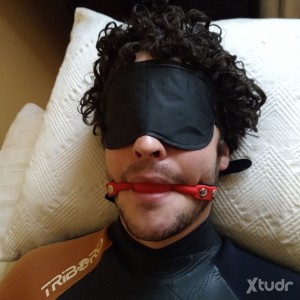 Xtudr - N_Z: Chico joven muy morboso. Generalmente más sumiso, switch dependiendo del plan. 
Me mola sobre todo bondage, shibari, gooning, p...