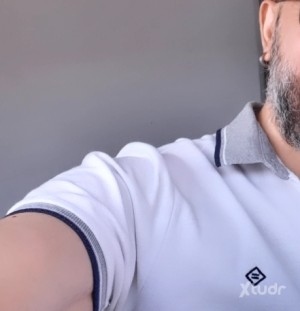 Xtudr - ActivPerv: Versatile-Top. Hairy and masculine.
Without taboos, very open-minded.
