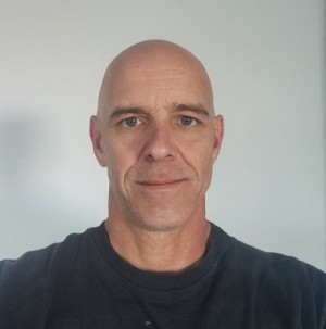 Xtudr - FF-lsn: Seek regular partner Ffun