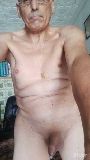 Xtudr - pasivoespaña:    Sumiso esclavo para ,someter,humillar,obligar ,prostituir , guarrear ,cerdear ,en busca de colegas,amos,machos ,gru...