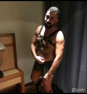 Xtudr - culazosumiso35: Busco amo para que sea mi dueño