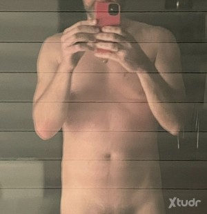 Xtudr - Pollasevillana: Sevillian pig
Lapping sweat body odors farty gay farts feet something of scat