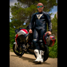 Xtudr - PekeLeather: Aquí para encu...