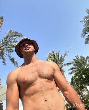 Xtudr - masterrrr: Soy actor porno real gay y escort también, si estás interesado escríbeme
Instagrame brice_mayer23
Telegram : @masterrrrrr...