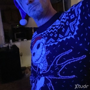 Xtudr - ripley83: Single guy,not from here but looking to explore and see what I like 