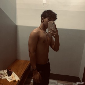 Xtudr - tobias109: Hmu