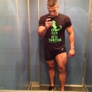 Xtudr - marcocc123: I'm looking for good bitches willing to obey without hesitation.