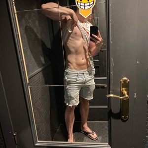 Xtudr - morbo_swich: Busco alguien para morbosear. No busco sexo, solo busco juegos morbosos. Puedo hacer de amo o de sumiso en el juego.
Me...