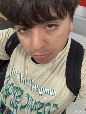 Xtudr - Adaslooking: Looking for love and sex 