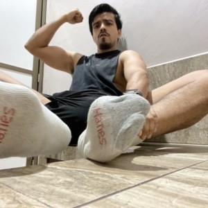 Xtudr - IRKEN: I'm looking for submissive puppies/slaves willing to serve and give me control of their lives, truly serving beyond sex!
ONLY...
