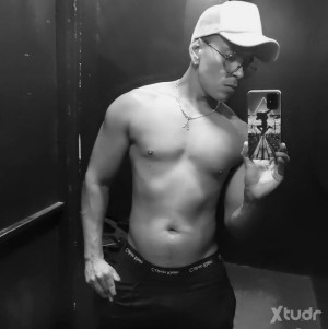 Xtudr - Alejandr0: Costeño bailarín pasivo 