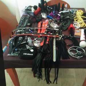 Xtudr - AmaJessicaTravesti: Hello, I'm AmaJessicaTravesti, a mature, severe, and strict CD. I love domination and have been practicing it fo...