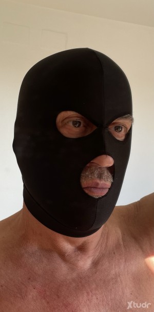 Xtudr - solobotton: I'm a bottom but don't trust that, it doesn't mean I don't like playing with dildos and stuff. Spanking, blindfolding, h...