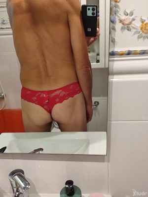 Xtudr - Putabarata: Pasivo sumiso. Feminizame. Ofreceme. Hacedme puta. (No tengo sitio).