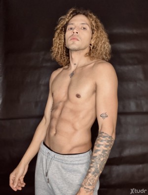 Xtudr - David_Curl: Looking for S Daddy ✈️🍝🌄💌🛼🎟️📸💙🍻🎼💵💎🛳️🍕