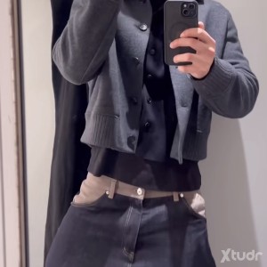 Xtudr - TauroMaster: I'm dominant and I'm looking for a financial submissive.