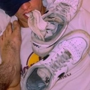 Xtudr - necesitoMACHO: no supe ser hombre,  no merezco tener pn,
Busco macho para complacer sus necesidades de hombre
que haga comnigo las c...