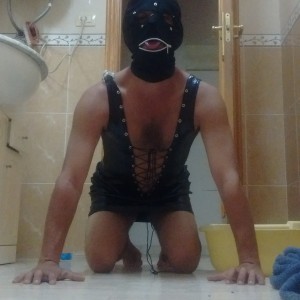 Xtudr - Esclavofetish28: Propiedad de @fexh si me quieres usar, contacta con mi amo. Tlg @fexh_40