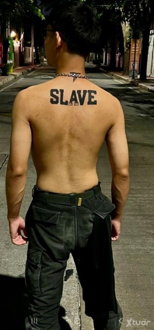 Xtudr - uh8sz72a: I'm looking for masochistic slaves for a 24/7 relationship. For torture. Beating. Humiliation. Performing extreme fisting ...