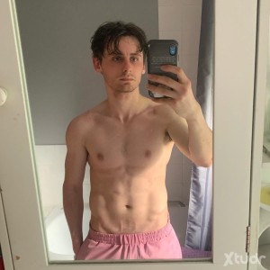Xtudr - Paulhomo: Soy nuevo aquí, busco diversión.
Busco aventuras picantes.
Cámara o en persona. Abierto a cualquier intercambio.
Si compar...