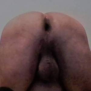 Xtudr - culorotoSevilla: I love fist and I'm a fat cuckold and being sodomized with good dicks and dildos while they punish my balls