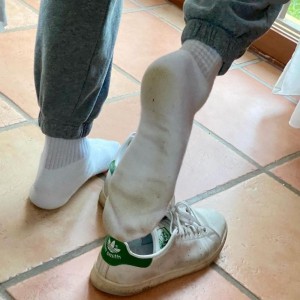 Xtudr - calcetin: 38 years old, normal but I like tickling and socks.