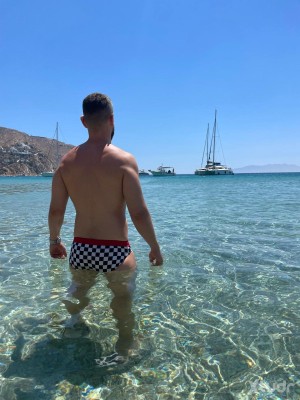 Xtudr - tama: Around here with a desire for perversion.
Blondes turn me on.
If you smile, too.