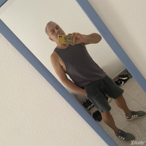 Xtudr - Relajado: Versatile
Open-minded
I prefer mature men