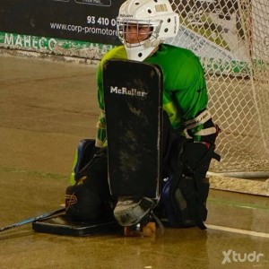 Xtudr - Jan98: I love dressing up in school uniforms, football kits, cycling gear, neoprene...
I'm looking for someone who will force me to ...