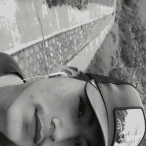 Xtudr - Antonio3563: hola soy este quiero amistad 