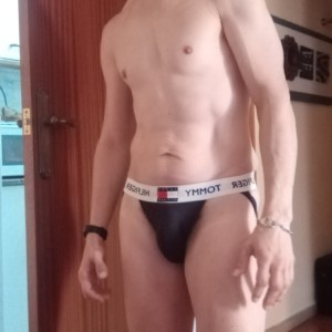 Xtudr - Kabuto76: As a submissive, I need a masculine dominant above all, I'm sorry but I don't believe in one who is effeminate, who teache...