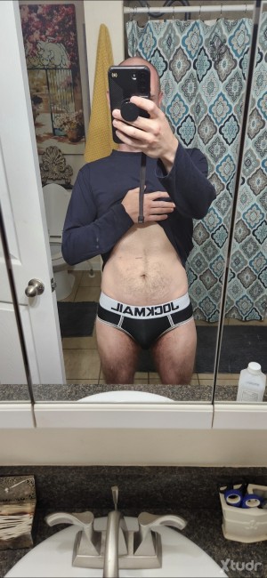 Xtudr - SubEric: Kinky submissive guy