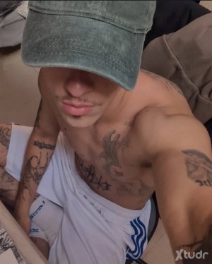 Xtudr - amosadico24:  No busco sexo, busco someter y violentar. Tampoco hago favores a desconocidos, si quieres que te de caña hay que darme...