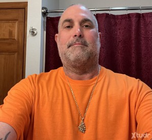 Xtudr - Linton: Horny white bisexual male looking for hard sex. 