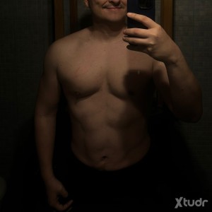 Xtudr - IskandarDom: Dom, feet