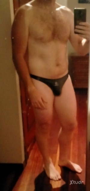 Xtudr - BrunoGomez: Submissive, lover of bondage, underwear, and leather. I'm not interested in sex. Only bondage fantasies and morbid playf...