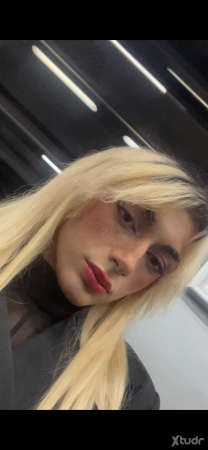 Xtudr - Drea: Sumisos findom
