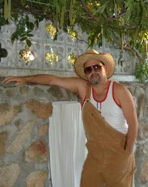 Xtudr - BEAR4040: Mature, hairy, shaved, morbid, open to everything
If you're interested in my erotic novels curromendoza60.wixsite.com/curr...