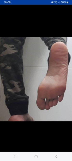 Xtudr - Pablovilla: Dominant male HETERO!!!!!
-I love trampling, and foot fetishism, spitting, humiliation, facesitting etc....
-Everything ...